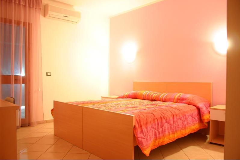 L'Arcobaleno Villa Santa Maria la Palma Kamer foto